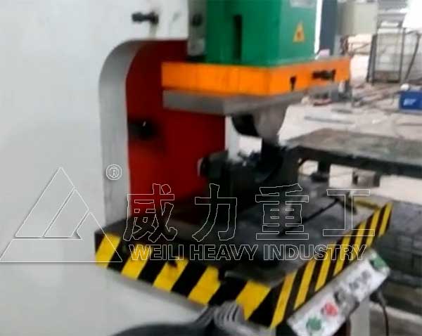 液壓沖床價格抱箍現場